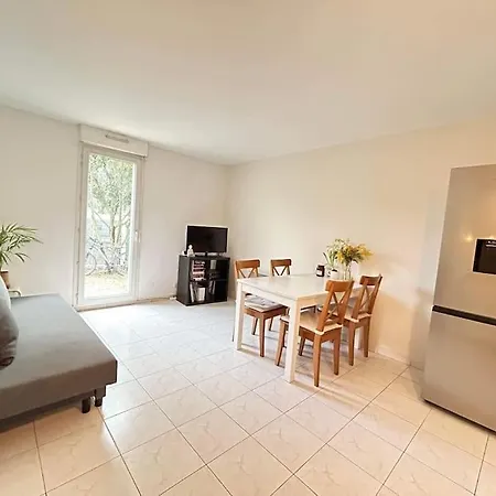 Entier Proche De Paris * Croissy-sur-Seine